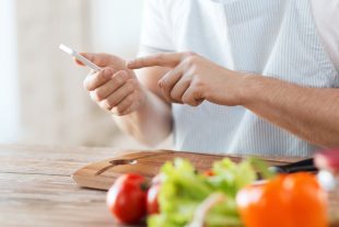 4 aplicativos para quem gosta ou quer aprender a cozinhar